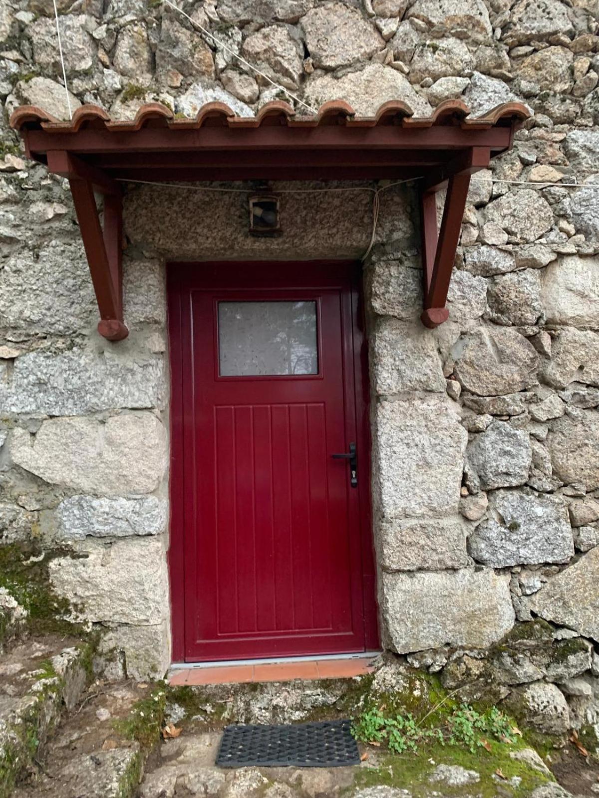 Chales Na Montanha - Casa Do Lado - Serra Da Estrela Мантейгас Экстерьер фото